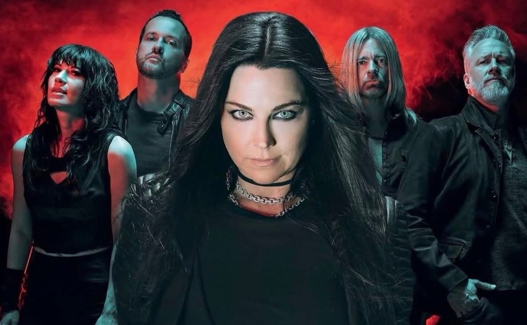 Evanescence’s Sanctuary Acknowledges Anger, But Choses Something Far&nbsp;Stronger